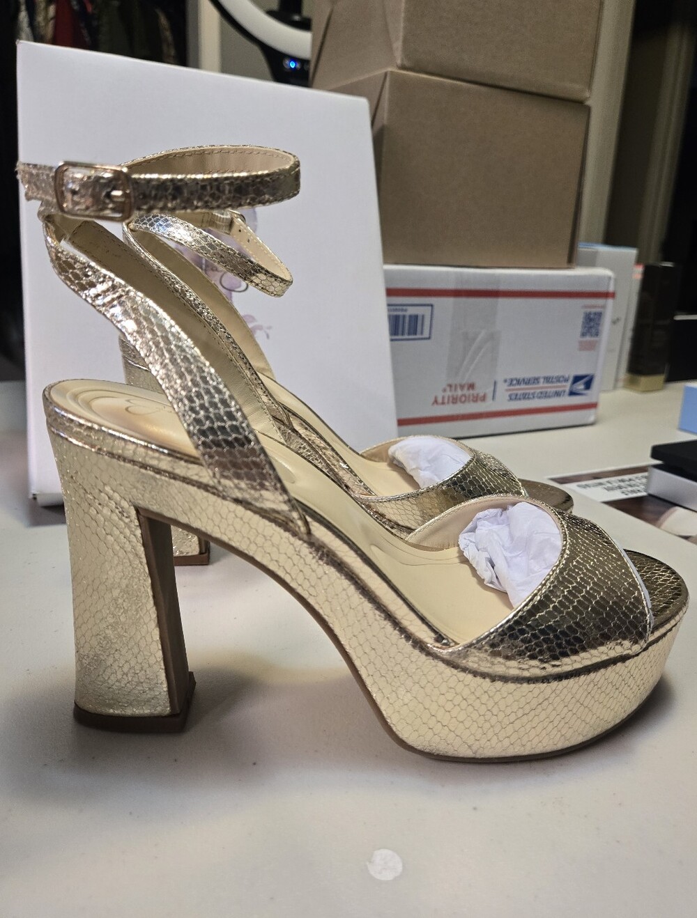 Jessica Simpson JP-Jette03 Gold Platform Heels - Womans 7.5